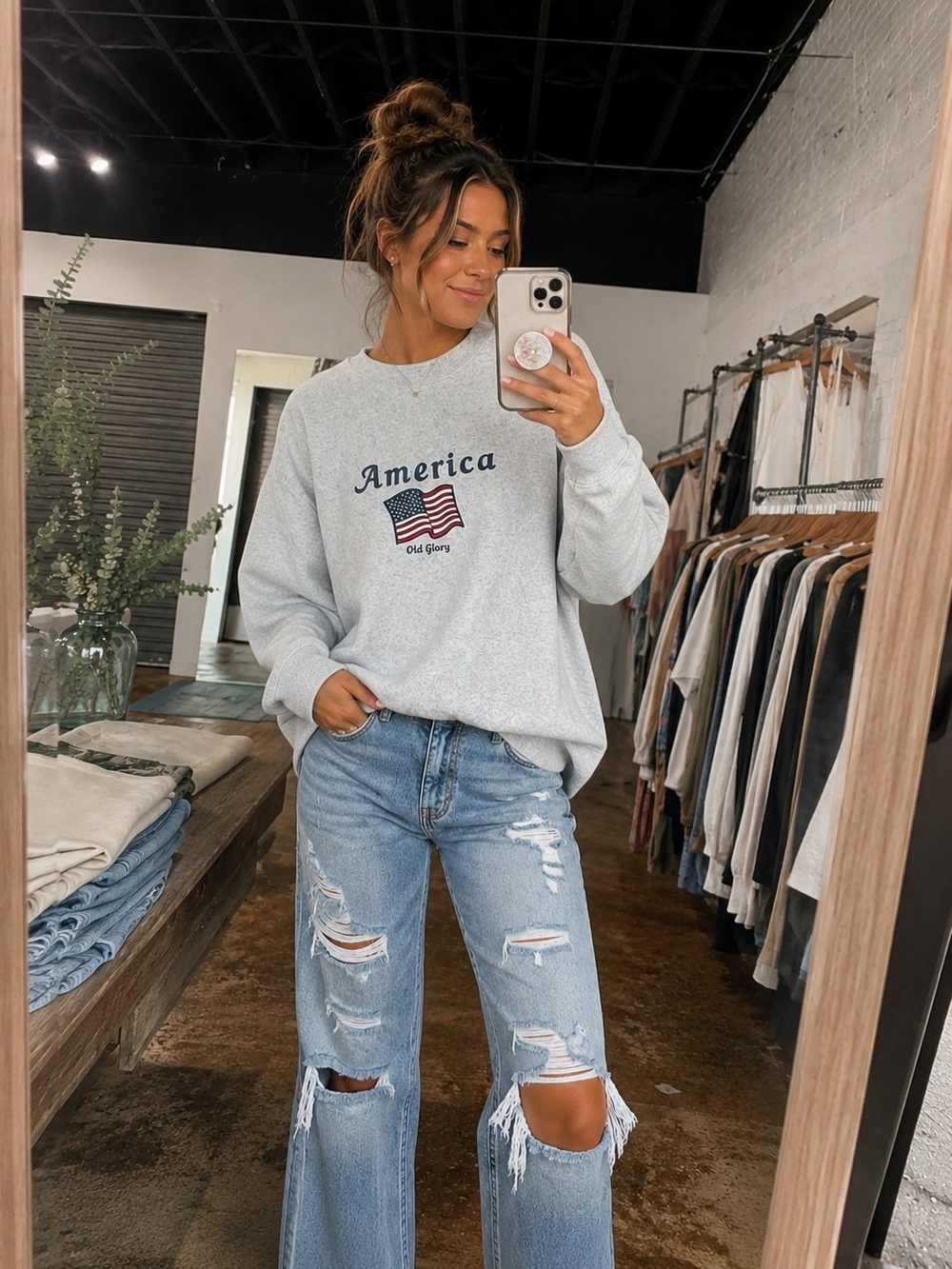 America Flag Graphic Sweatshirt - Light Gray - Picture 2 of 5
